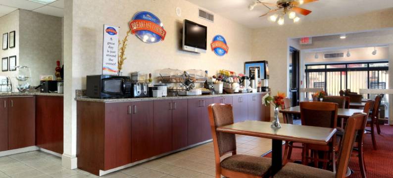 梅肯I-75温德姆呗盟酒店(Baymont by Wyndham Macon I-75)图片