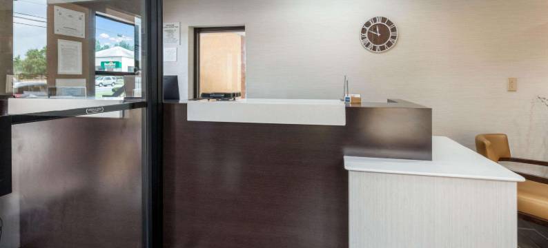 伊克诺旅馆，盖恩斯维尔市中心区(Econo Lodge Gainesville Downtown Area)图片