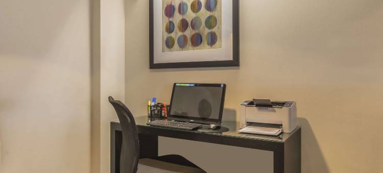 贝勒维尔舒适酒店(Comfort Inn)图片