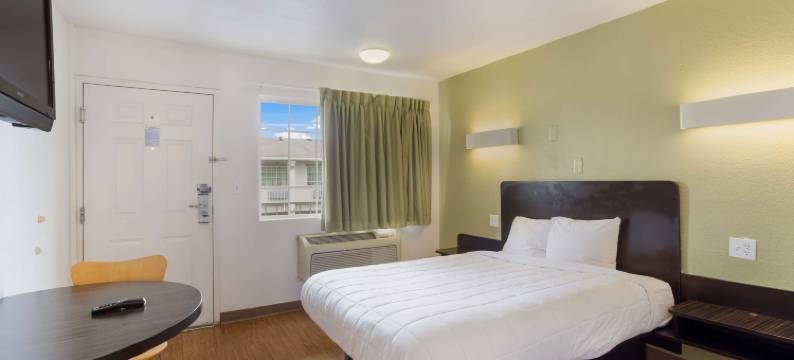 博林格林美洲贝斯特维佑酒店(Americas Best Value Inn Bowling Green)图片