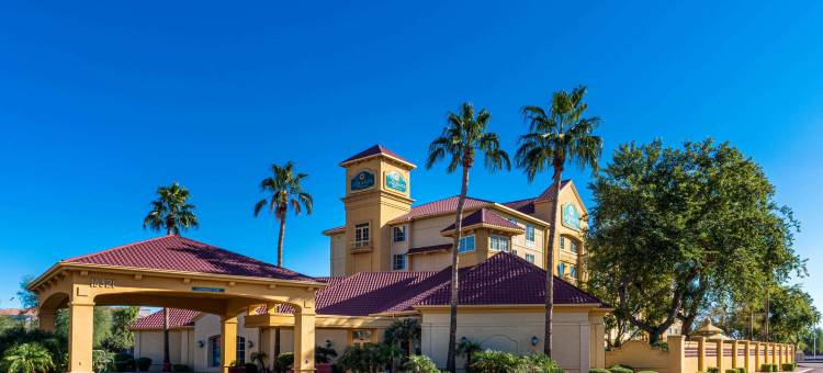 凤凰城西皮奥里亚拉昆塔温德姆套房酒店(La Quinta Inn & Suites by Wyndham Phoenix West Peoria)图片