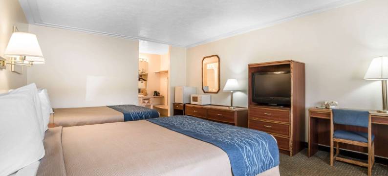 普朗霍恩洛治罗德威酒店(Rodeway Inn Pronghorn Lodge)图片