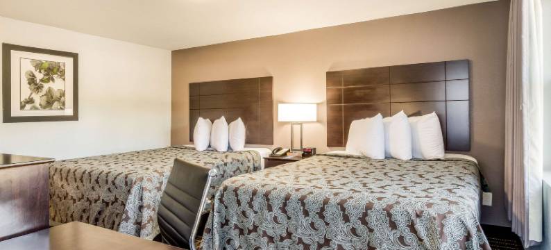 米德尔伯勒普利茅斯罗德威旅馆(Rodeway Inn Middleboro-Plymouth)图片