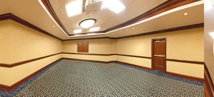 弗雷明汉喜来登酒店及会议中心(Sheraton Framingham Hotel & Conference Center)图片