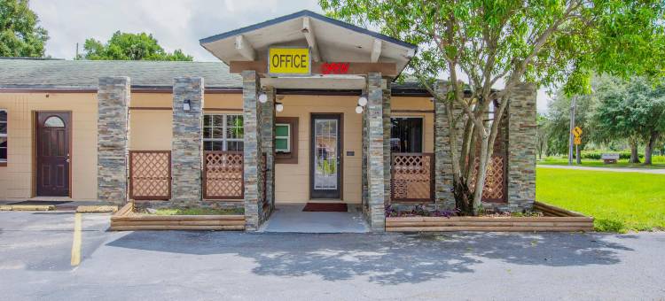 OYO 巴托精品经济酒店(OYO Superior Budget Inn Bartow)图片