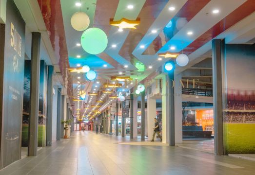 i-City Premier Suites Shah Alam Hotel Overview