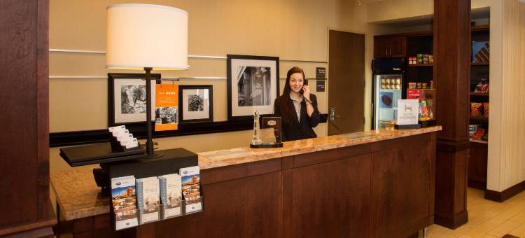 马凯特欢朋水滨酒店(Hampton Inn Marquette/Waterfront)图片