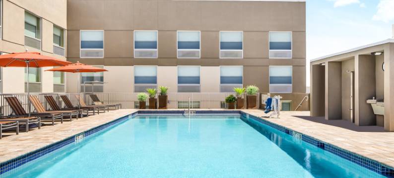 Holiday Inn Express 劳德代尔堡CONV CTR巡航(Holiday Inn Express FT. LAUDERDALE CRUISE-AIRPORT by IHG)图片