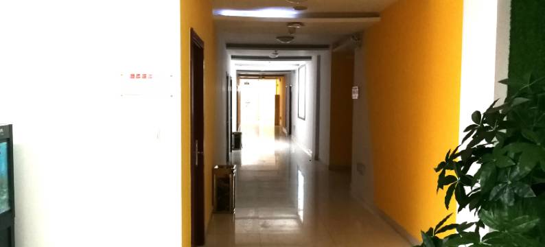 盈客商务酒店(经一路分店)图片