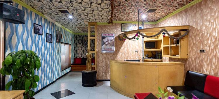 红多兹酒店-近西马伦贡佩玛唐西安塔大学(RedDoorz Near Universitas Simalungun Pematangsiantar)图片