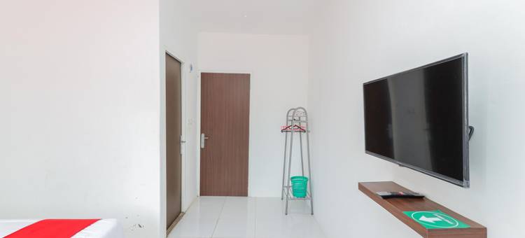 红多兹酒店-近万丹塞兰RSUD(RedDoorz Near Rsud Banten Serang)图片