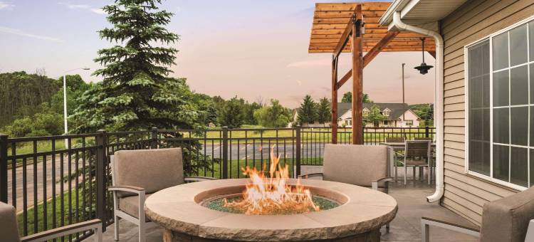 西本德丽怡酒店(Country Inn & Suites by Radisson, West Bend, WI)图片