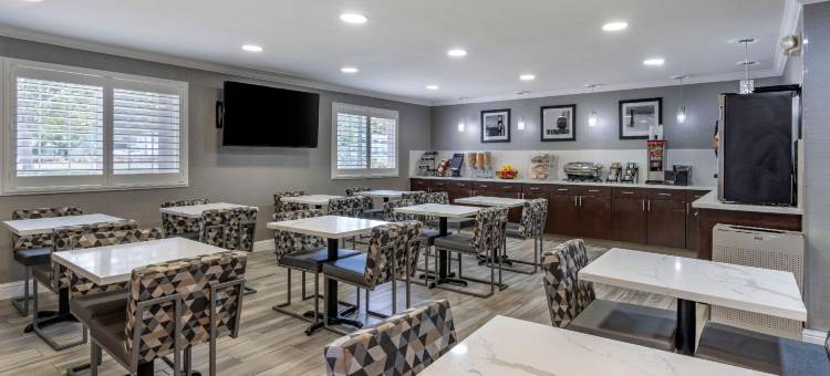 葡萄园贝斯特韦斯特优质酒店(Best Western Plus Vineyard Inn)图片