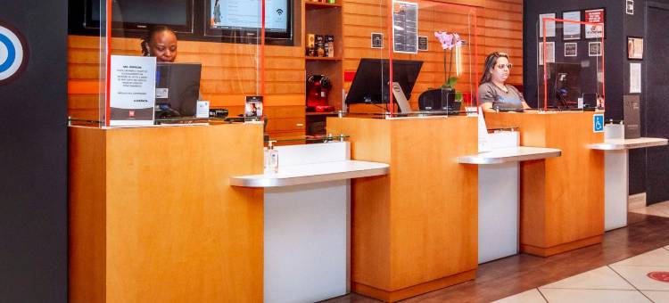 宜必思贝洛奥里藏特萨瓦西酒店(Ibis Belo Horizonte Savassi)图片