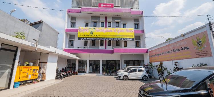 红多兹酒店-近爪哇帖木儿公园(RedDoorz Near Jawa Timur Park 3)图片