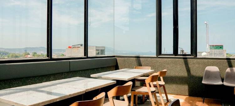 位于城市中心的1卧室公寓-100平方米|带1个独立浴室(Ketje Luxury Capsule Mitra RedDoorz)图片