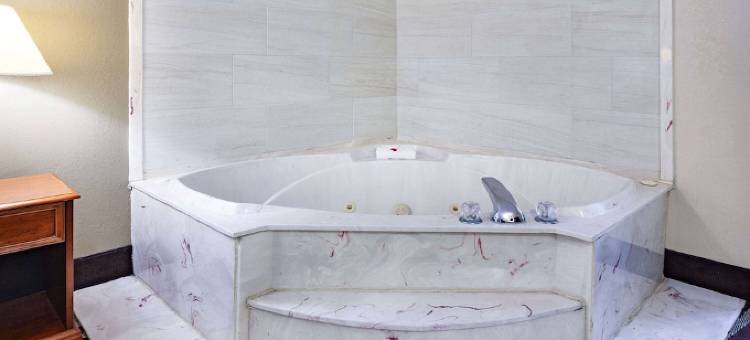 Travelodge by Wyndham Monroe图片