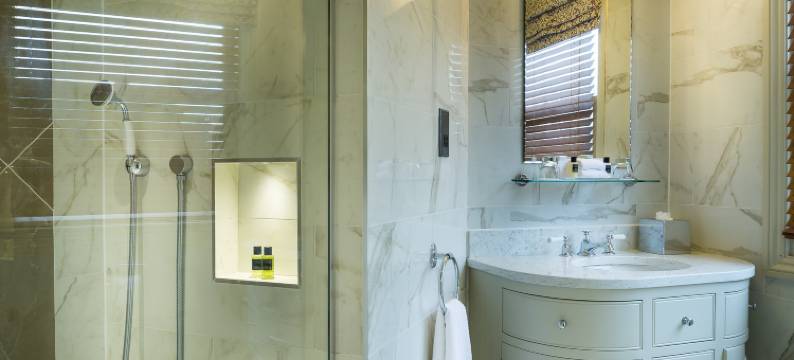 唐霍尔乡村之家酒店(Down Hall Hotel)图片