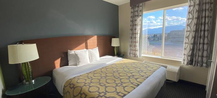 科罗拉多斯普林斯呗盟套房酒店(Baymont by Wyndham Colorado Springs)图片