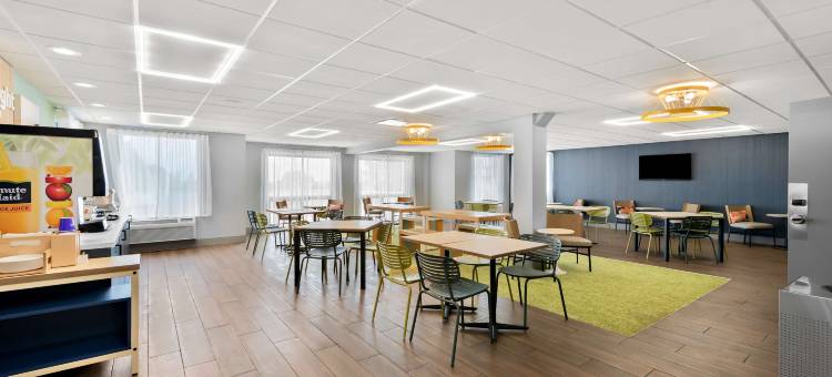 Spark by Hilton Branson Meadows图片