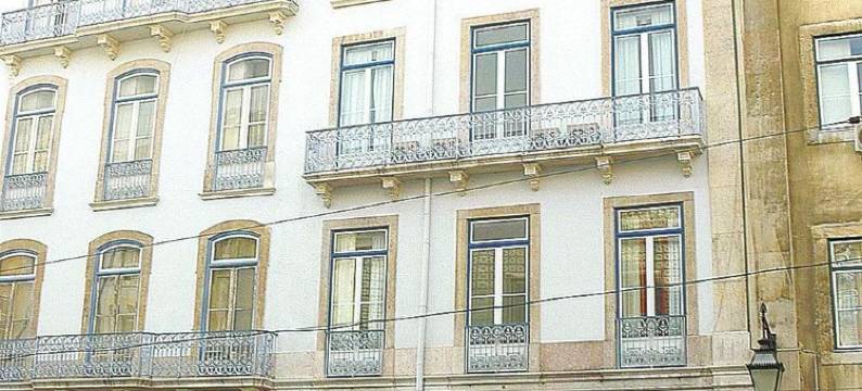 阿露比雅格兰德彭沙住宅酒店(Grande Pensão Residencial Alcobia)图片