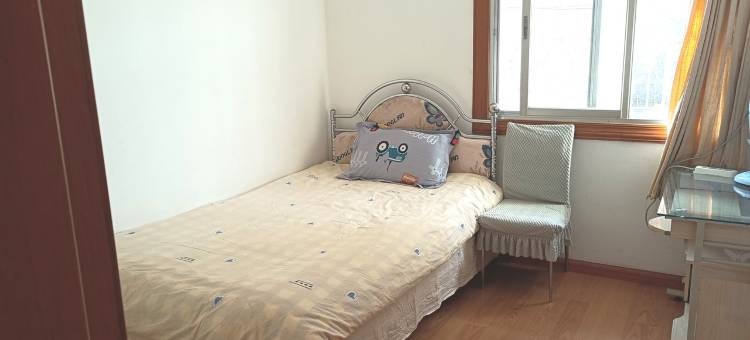 小花温馨小家公寓(朱槿路分店)图片