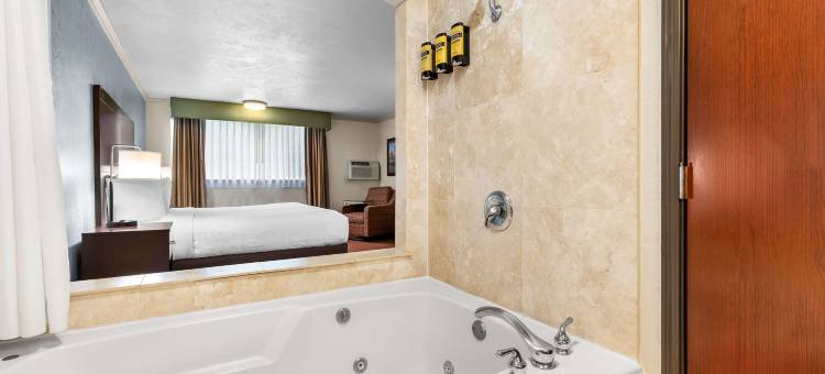 公园大道贝斯特韦斯特优质旅馆(Best Western Plus Parkway Inn)图片