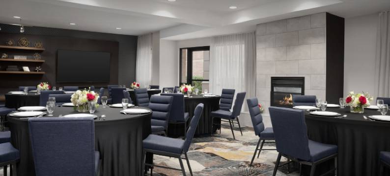 达拉斯艾迪生/科洛路万怡酒店(Courtyard Dallas Addison/Quorum Drive)图片