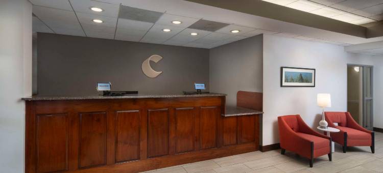 达洛尼加大学区舒适套房酒店(Comfort Inn & Suites Dahlonega University Area)图片