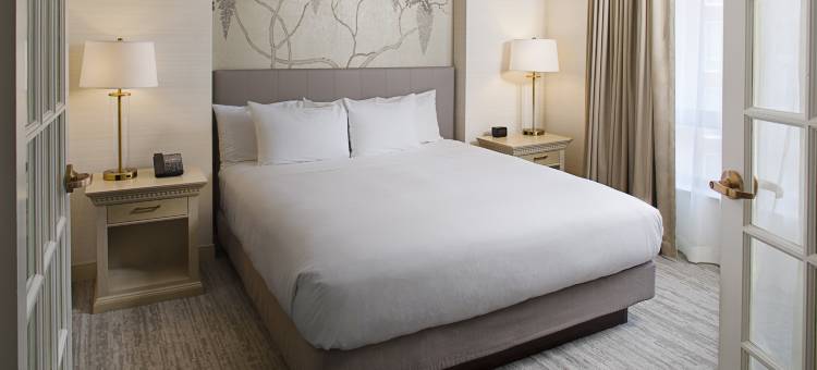 亚特兰大普瑞米特希尔顿套房酒店(Hilton Atlanta Perimeter Suites)图片