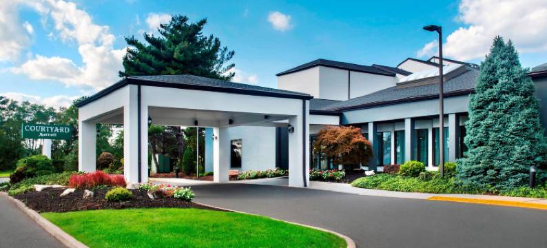 万怡纽瓦克自由国际机场酒店(Courtyard Newark Liberty International Airport)图片