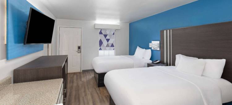 塞尔玛温德姆呗盟酒店(Baymont by Wyndham Selma)图片