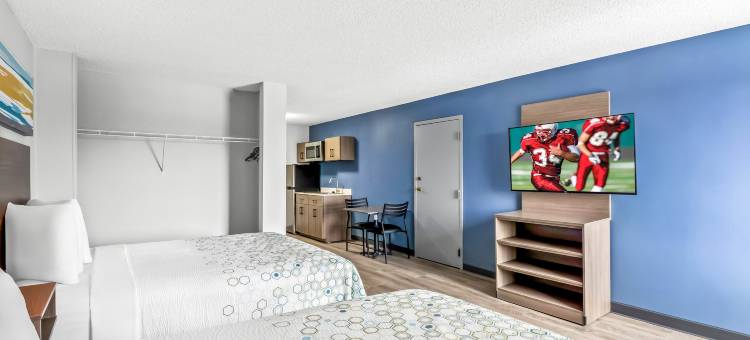 红屋顶家乡工作室南菲尔德(HomeTowne Studios Southfield)图片