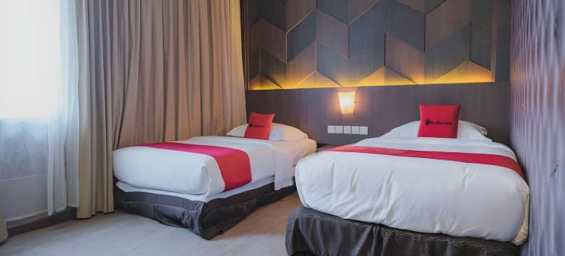 红门酒店普拉斯-巴淡黄金海岸渡轮码头附近(RedDoorz Plus near Gold Coast Ferry Terminal Batam)图片