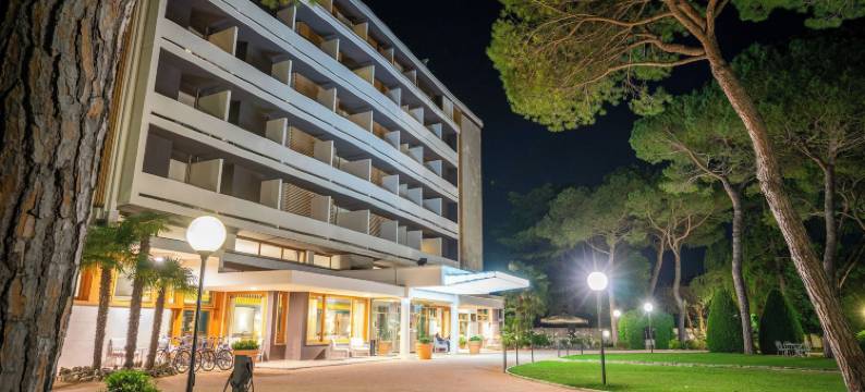 特姆德尔纳西奥尼酒店(Hotel Terme Delle Nazioni)图片