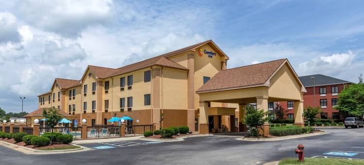 加纳克莱顿I-40舒适酒店(Comfort Inn Garner Clayton I-40)图片