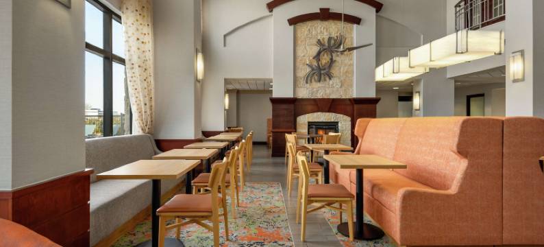 希尔顿欢朋套房酒店-圣马科斯(Hampton Inn & Suites San Marcos)图片