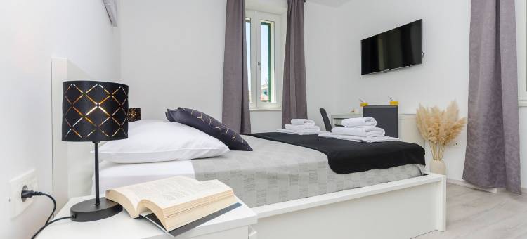阿德里亚海套房公寓和房间(Apartments and Rooms Adriatic Suites)图片