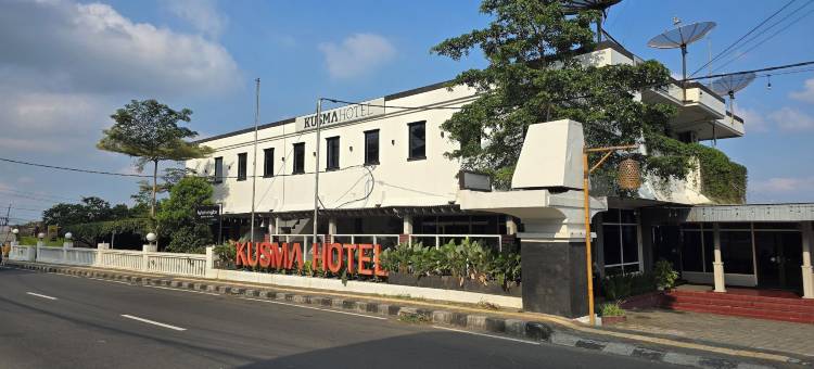 库斯马酒店班杜农塞马朗(Hotel Kusma Bandungan)图片
