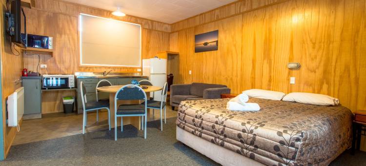 福克斯冰河前10假日公园(Fox Glacier TOP 10 Holiday Park & Motels)图片