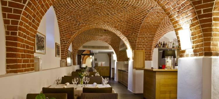 弗罗茨瓦夫市中心格拉纳达套房酒店(Great Polonia the Granary la Suite Hotel)图片