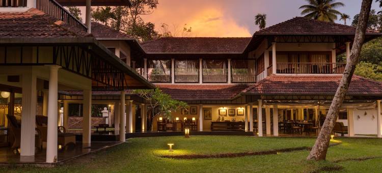 克兰加诺历史咖啡馆酒店(Cranganor History Café & Riverside Château)图片