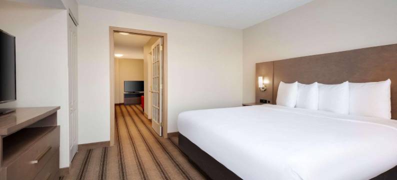 丽笙乡村酒店及套房 阿尔伯特维尔 近奥特莱斯购物中心(Country Inn & Suites by Radisson Albertville Near Outlet Mall)图片