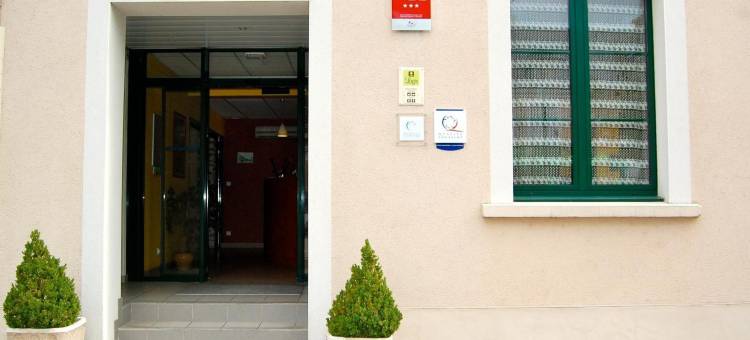 圣刘易斯酒店(Logis Hôtel & Restaurant - le Saint-Louis)图片