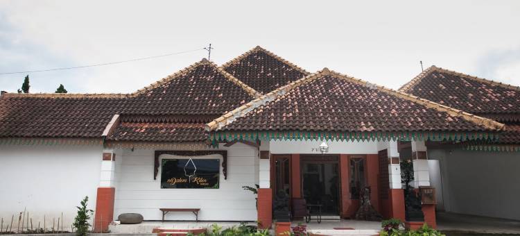 红多兹酒店-近布劳加亚大学(RedDoorz Near Brawijaya University)图片