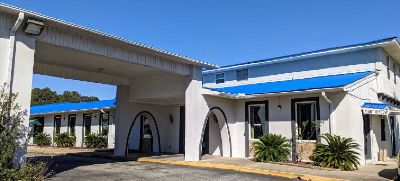 花园套房酒店(Garden Inn & Suites)图片