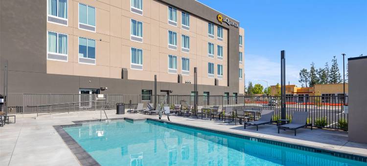 温德姆拉哈布拉拉昆塔酒店及套房(La Quinta Inn & Suites by Wyndham La Habra)图片