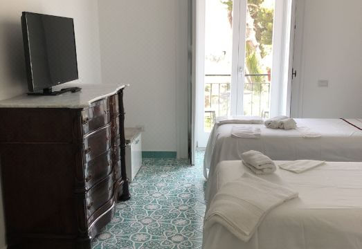 Vesuvio View Hotel Overview