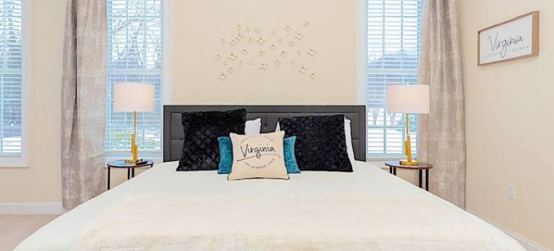 斯托尼克里克温特格林小屋带电动车充电器(Stoney Creek Cottage Wintergreen w EV Charger)图片