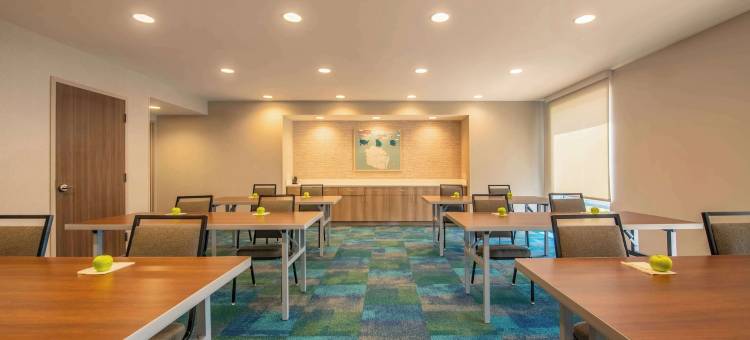 希尔顿惠庭酒店-金斯兰分店(Home2 Suites by Hilton Kingsland)图片